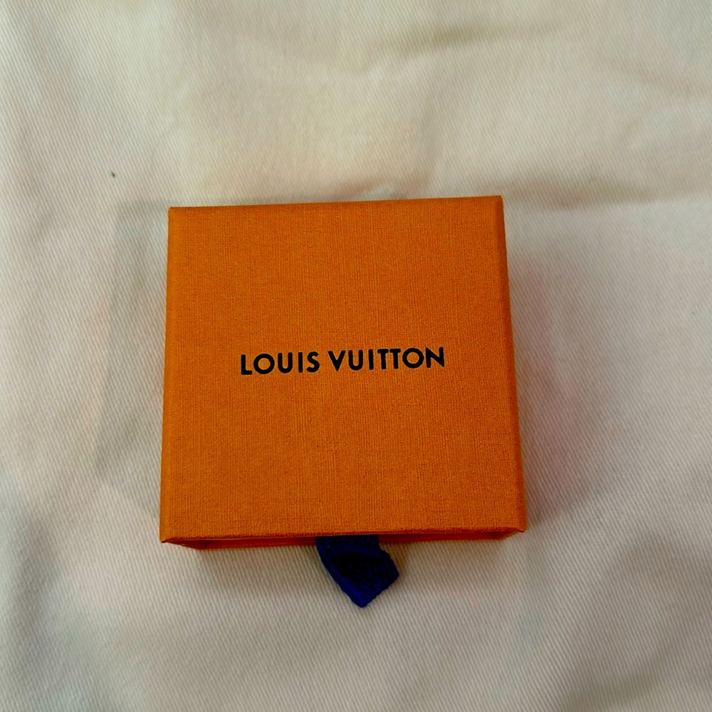 Louis Vuitton jewelry box with dust bag